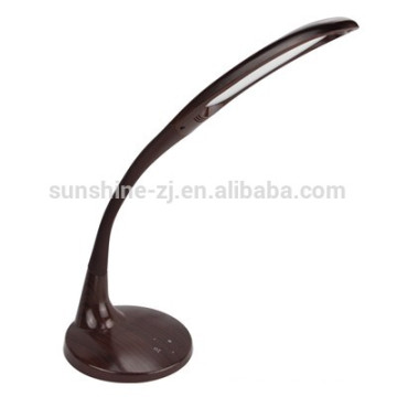 Lámpara de escritorio de mesa LED flexible decorativa